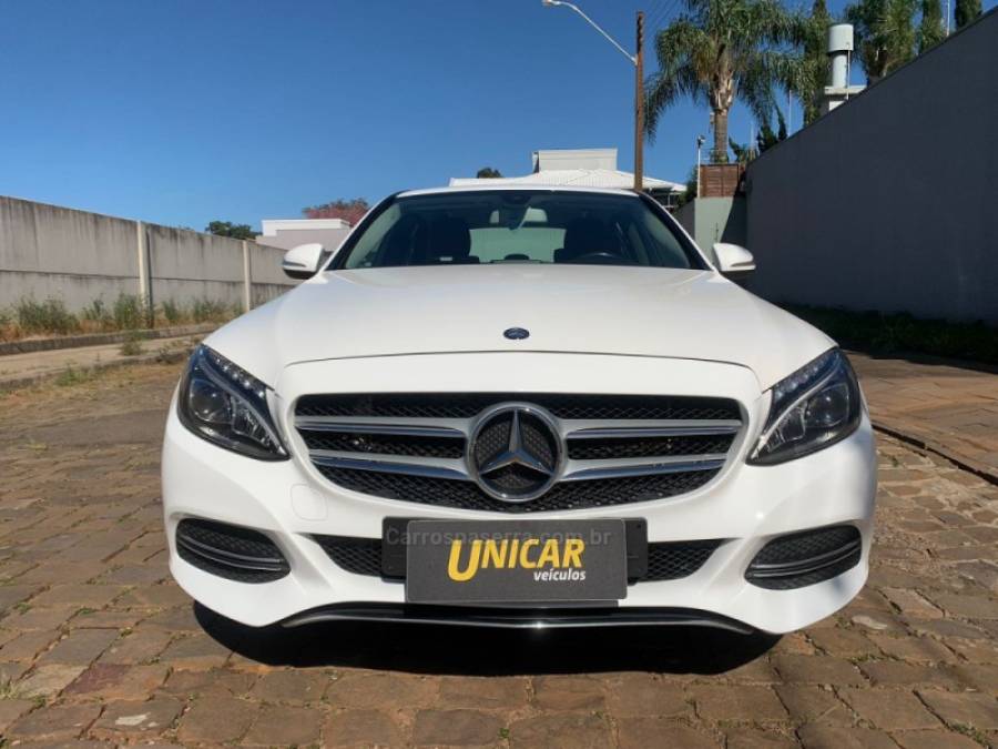 MERCEDES-BENZ - C 180 - 2014/2015 - Branca - R$ 100.900,00