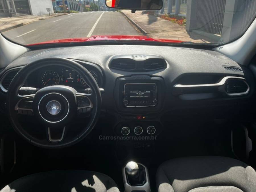 JEEP - RENEGADE - 2015/2016 - Vermelha - R$ 68.900,00