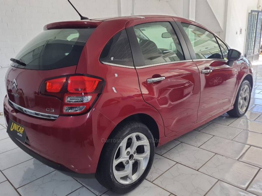 CITROËN - C3 - 2012/2013 - Vermelha - R$ 39.900,00