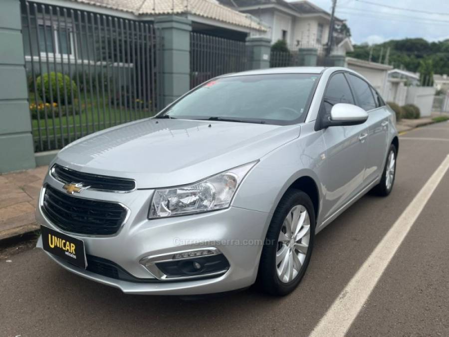 CHEVROLET - CRUZE - 2016/2016 - Prata - R$ 73.900,00