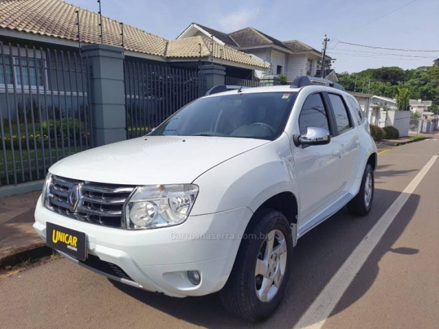 RENAULT - DUSTER - 2013/2014 - Branca - R$ 52.900,00