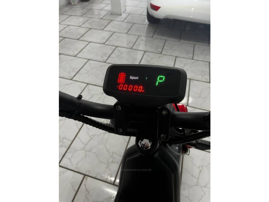 OUTRAS - SCOOTER ELÉTRICA - 2021/2021 - Vermelha - R$ 7.500,00