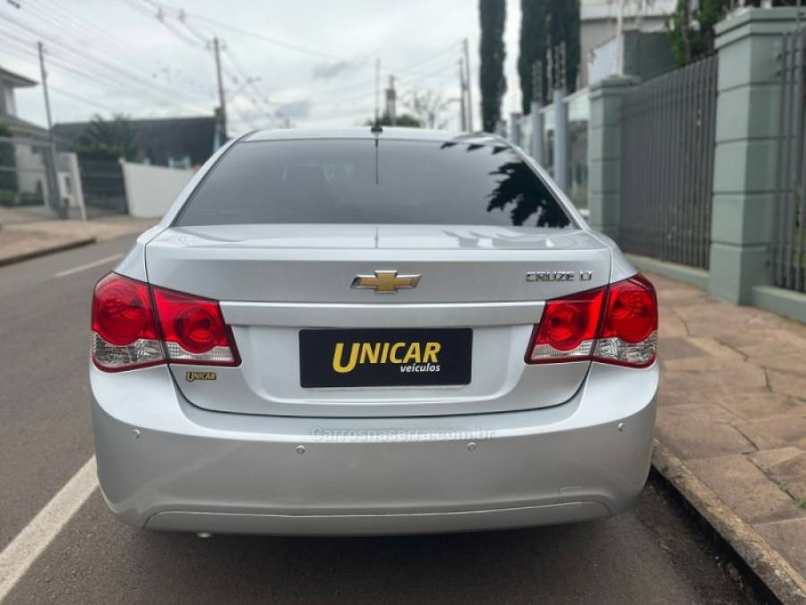 CHEVROLET - CRUZE - 2016/2016 - Prata - R$ 73.900,00