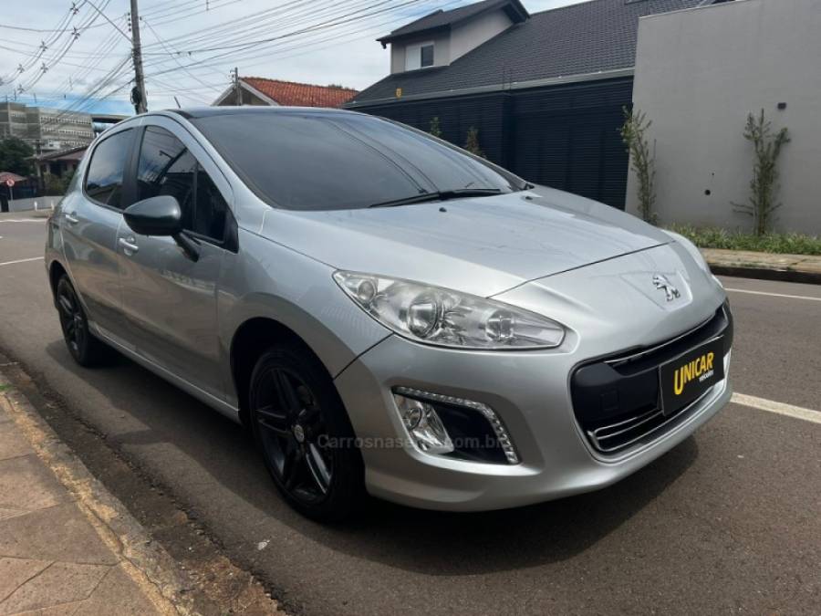 PEUGEOT - 308 - 2013/2014 - Prata - R$ 45.900,00