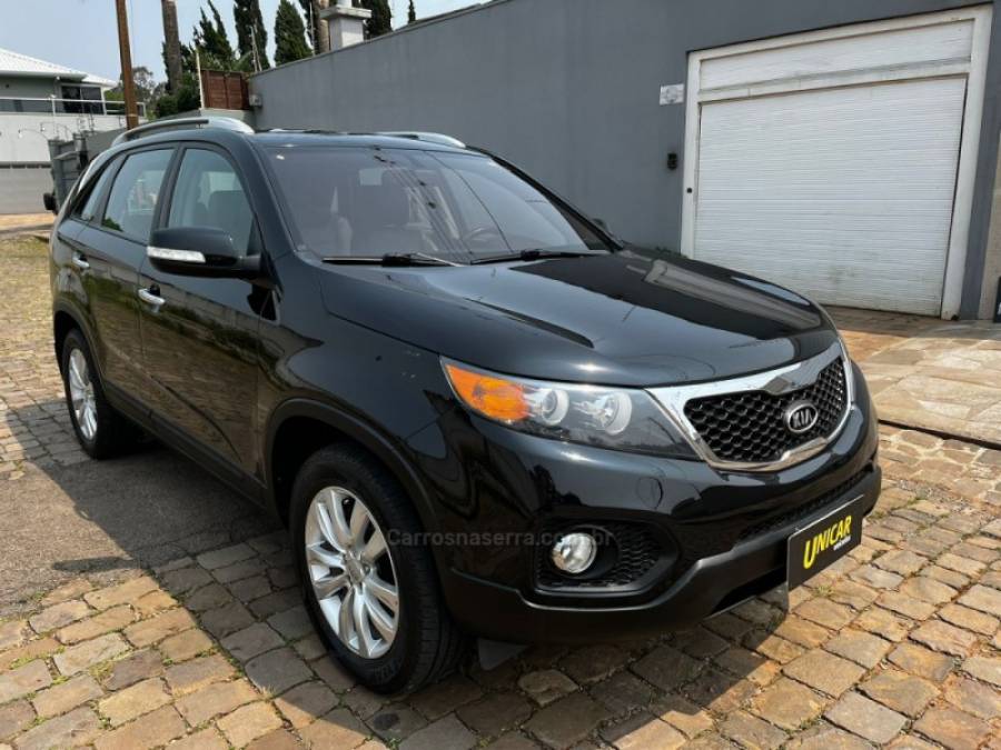 KIA MOTORS - SORENTO - 2012/2013 - Preta - R$ 62.900,00