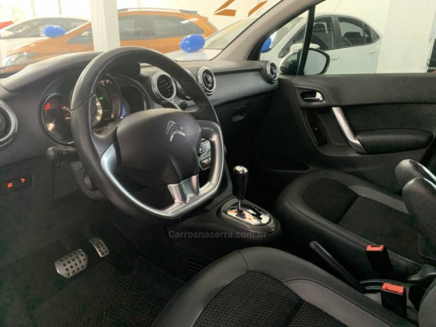 CITROËN - C3 - 2012/2013 - Vermelha - R$ 39.900,00